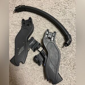 Uppababy lower adapters and bar for vista 1 V1